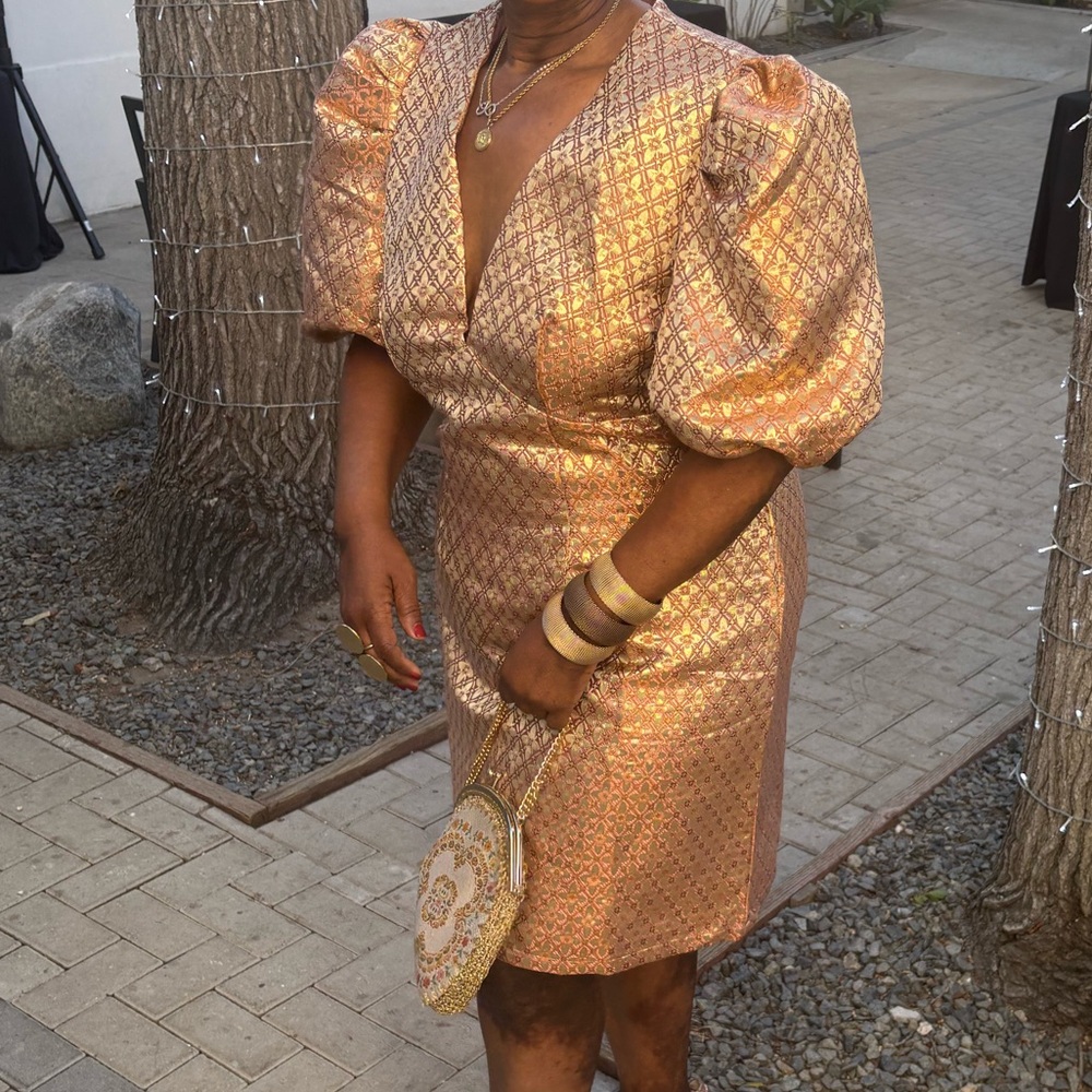 Elegant Gold Midi Dress